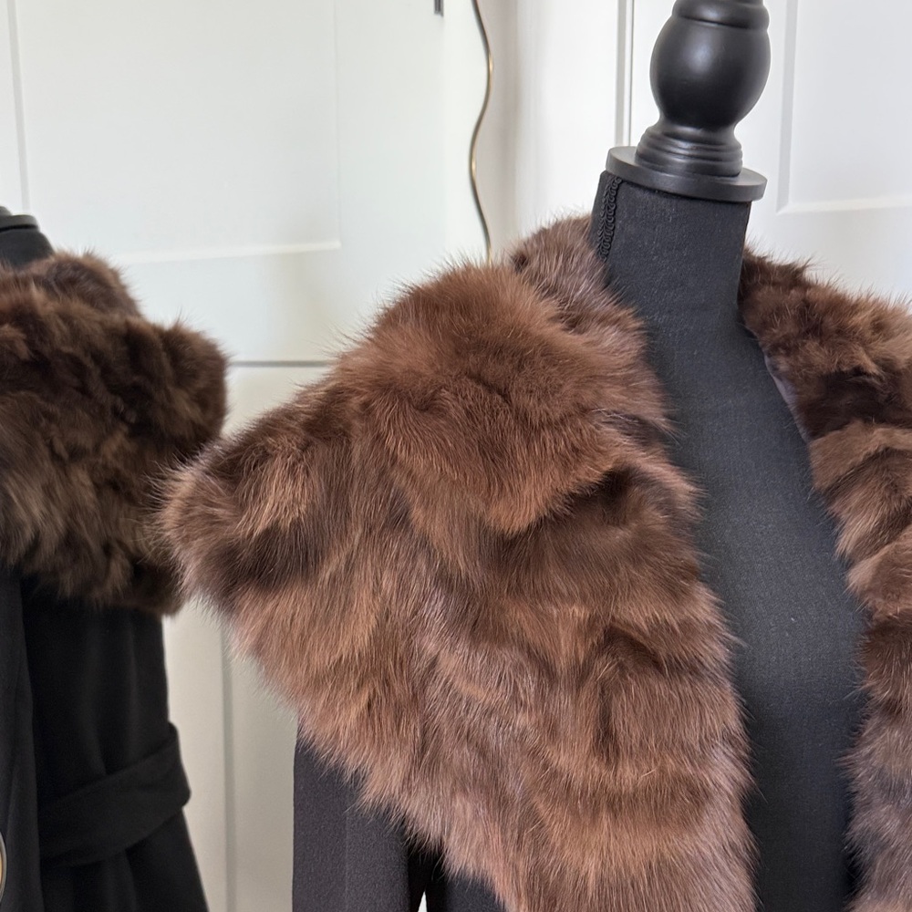 Cinzia Rocca Black Cashmere/Angora Wrap Coat with Brown Sable Fur Collar/Hood - Picture 5 of 10
